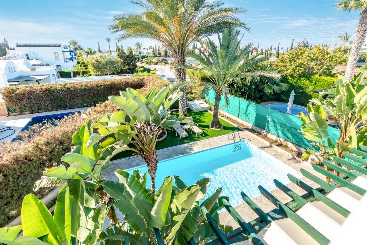 Villa Poseidon Gardens By Ezoria Villas Larnaca Exterior photo