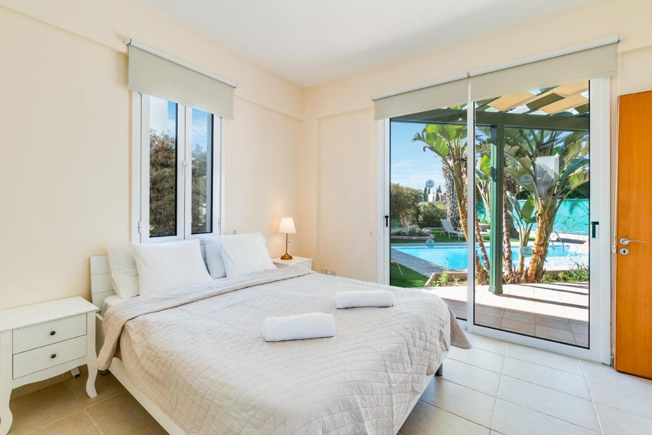 Villa Poseidon Gardens By Ezoria Villas Larnaca Exterior photo